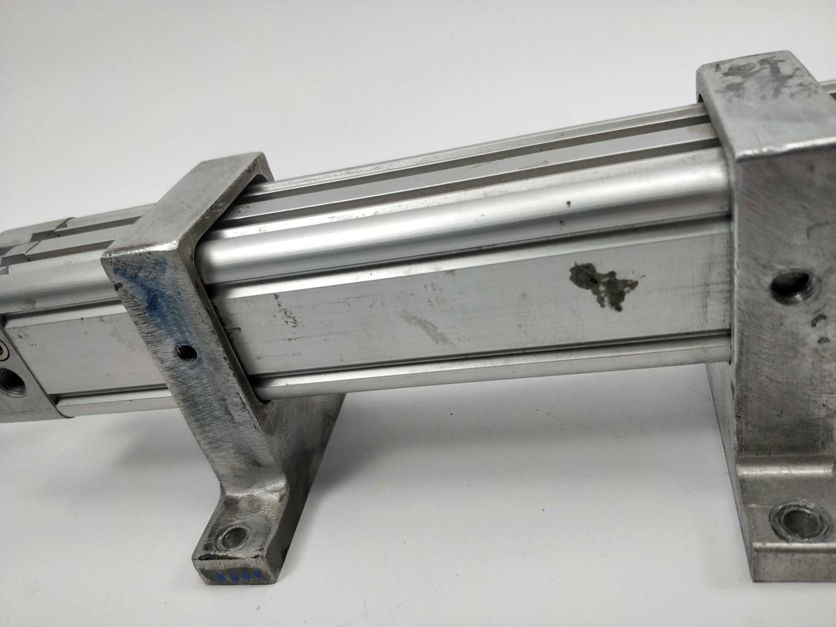 Festo DNC-32-250-PPV-A ISO cylinder, 163313 F008,