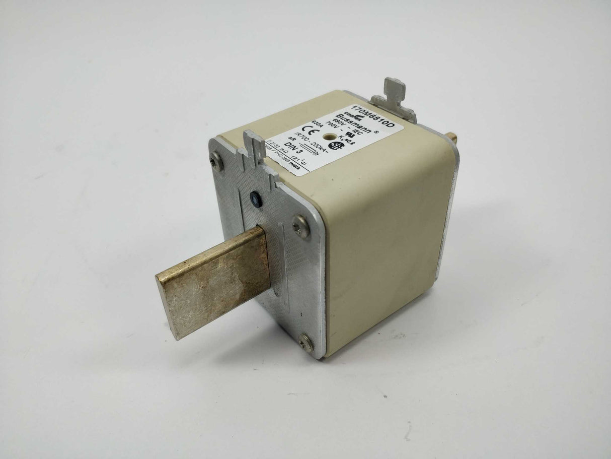 Cooper Bussmann 170M6810D FUSE 630A 690V DIN 3