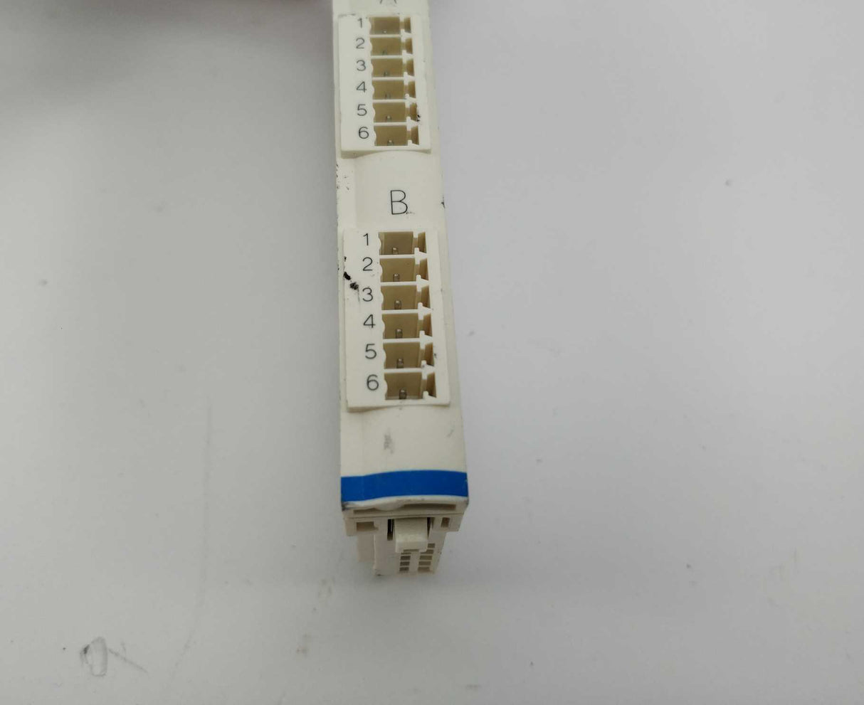 Schneider / Telemecanique STBDDI3425 24VDC IN 4pt sink Basic 3 wire.