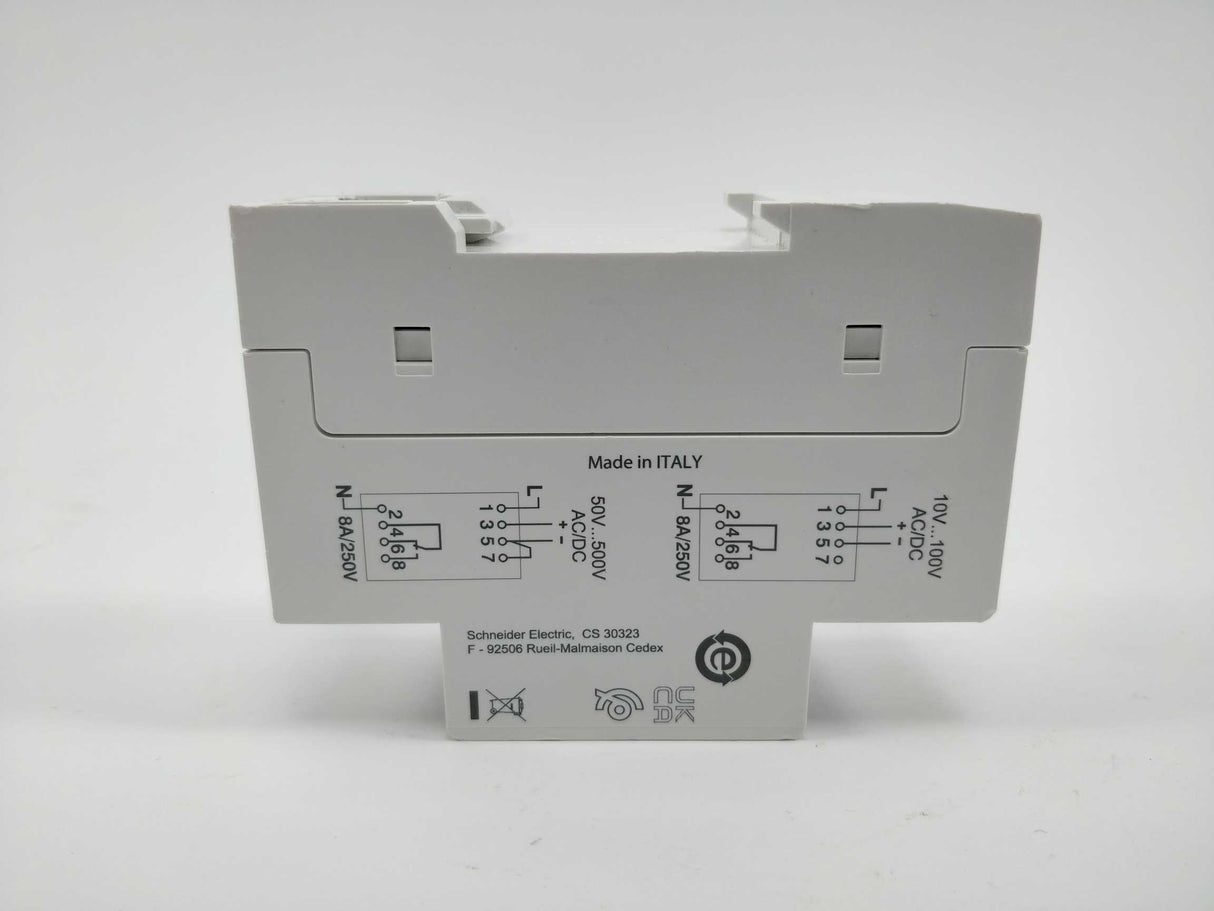 Schneider Electric A9E21182 iRCU Voltage Control Relay