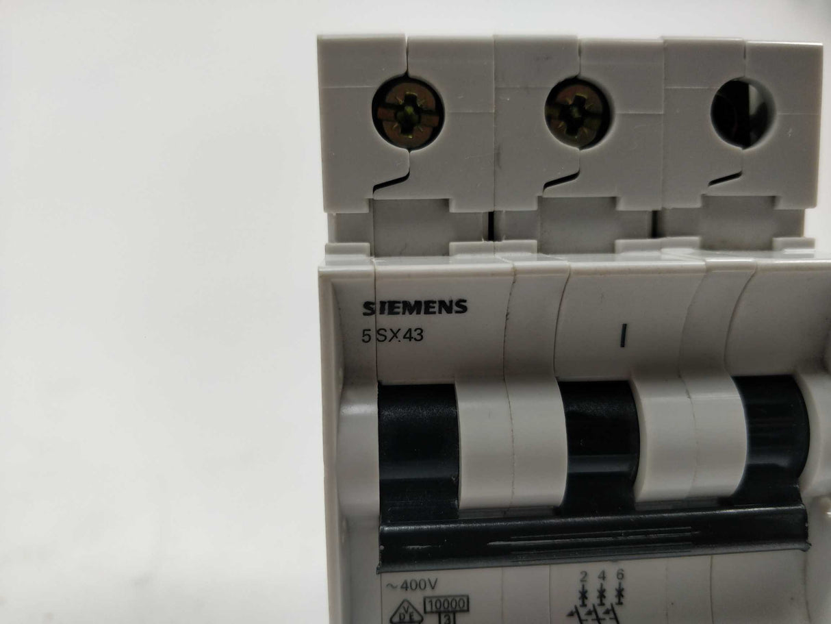 Siemens 5SX43 Circuit Breaker 400V