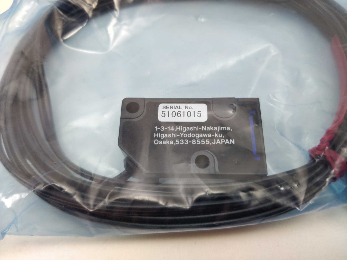 KEYENCE  LV-H100 T & R Transmissive Sensors