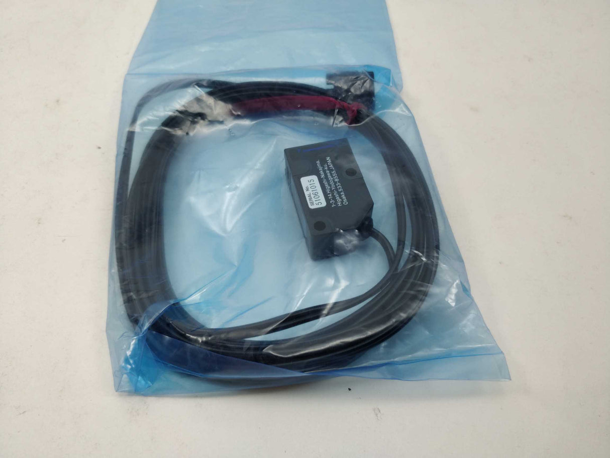 KEYENCE  LV-H100 T & R Transmissive Sensors