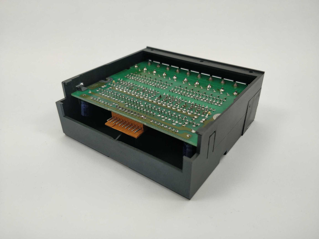 Idec PFJ-N162U FA-1J 16-DC Input Unit(SINK)