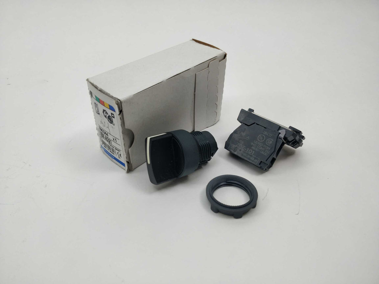 Schneider / Telemecanique XB5AD21 090344 Selector Switch