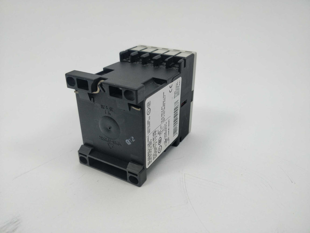 Siemens 3RH1140-2VB40 Contactor Relay. 24VDC