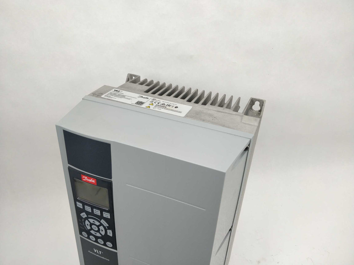 Danfoss 131L8436 FC-302P2K2T5E55H1XGXXOXSXXXXAXBXCXXXXDX