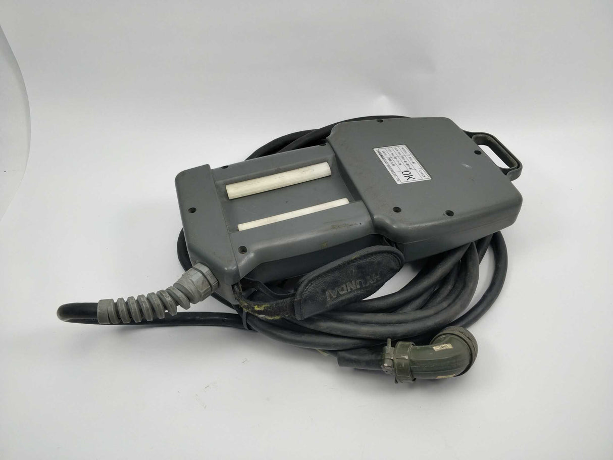 HYUNDAI T P111-AC Robot pendant