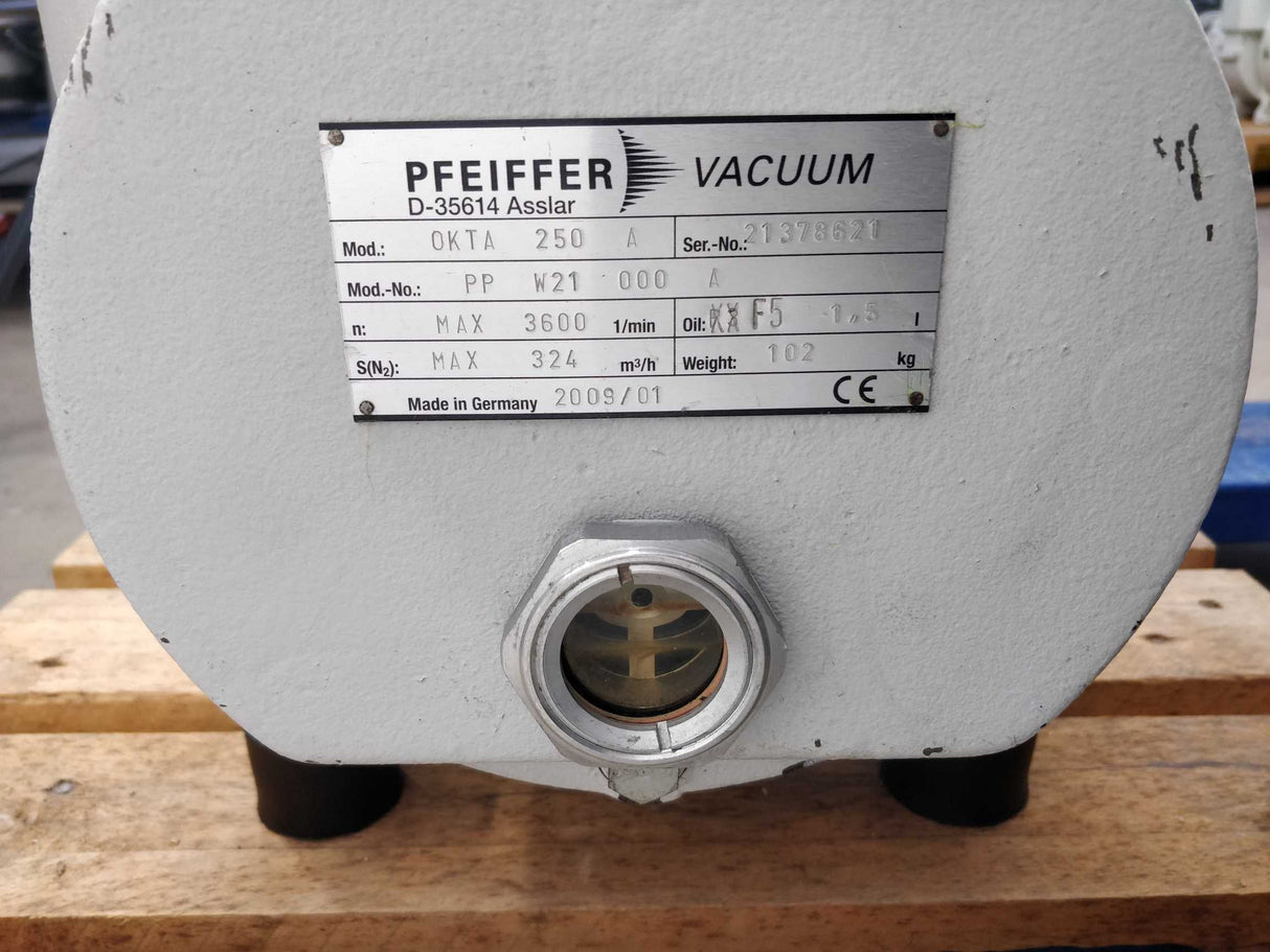 Pfeiffer Vacuum PP W21 000 A OKTA 250 Vacuum pump