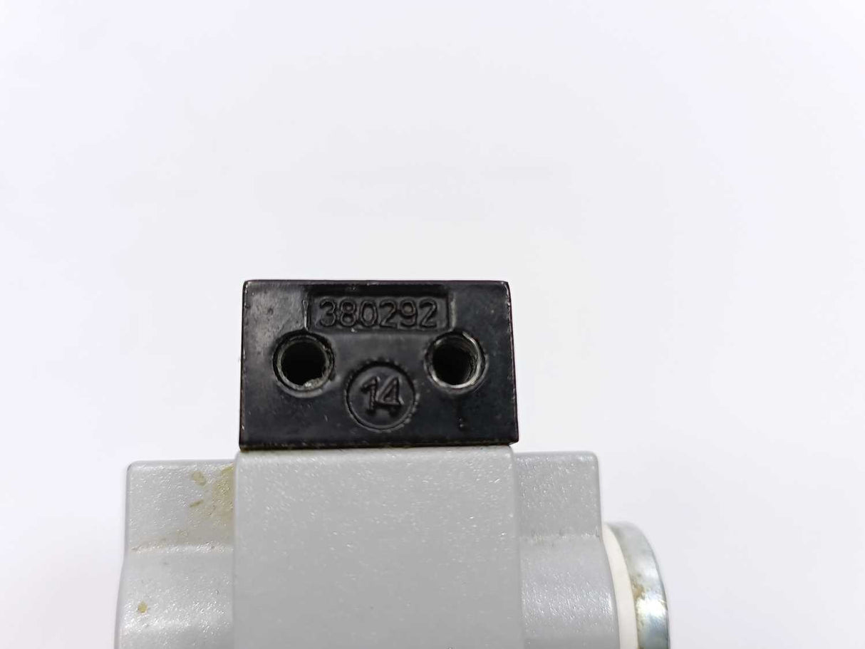 Festo 172956 HEE-D-MINI-24 On/Off Valve