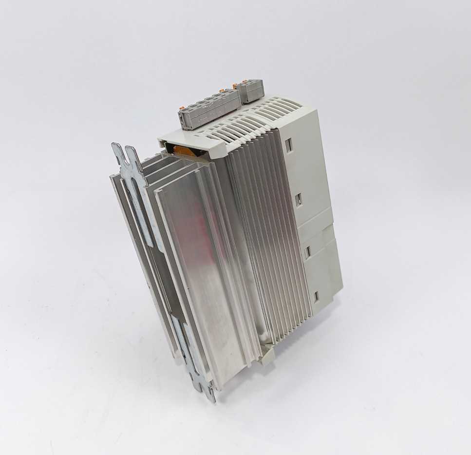 LENZE E82EV751S2B 8200 VECTOR INVERTER, 00417418 E82EV751_2B