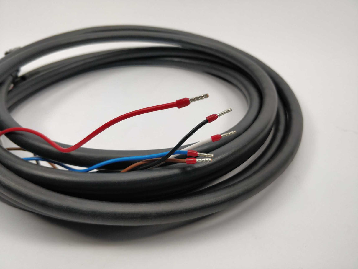 Schneider Electric VW3M5D1FR50 Power Cable, 5m, shielded, 0.82mm2