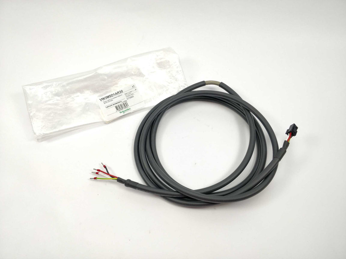 Schneider Electric VW3M5D1AR30 Power Cable, 3m, shielded, 0.82 mm2