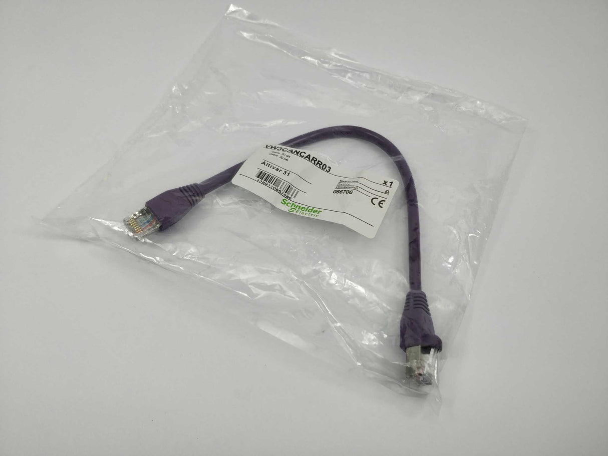 Schneider Electric VW3CANCARR03 Cable, 30 cm