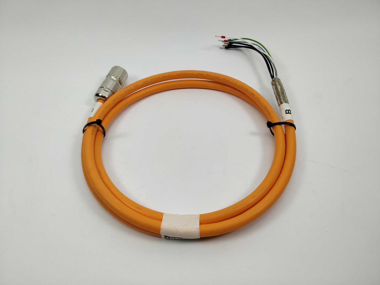 Schneider Electric VW3M5101R30 Electric Motor Cable, 2.25m