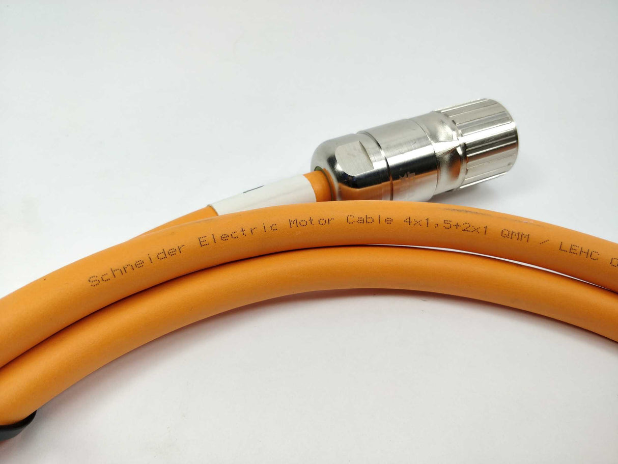 Schneider Electric VW3M5101R30 Electric Motor Cable, 2.25m