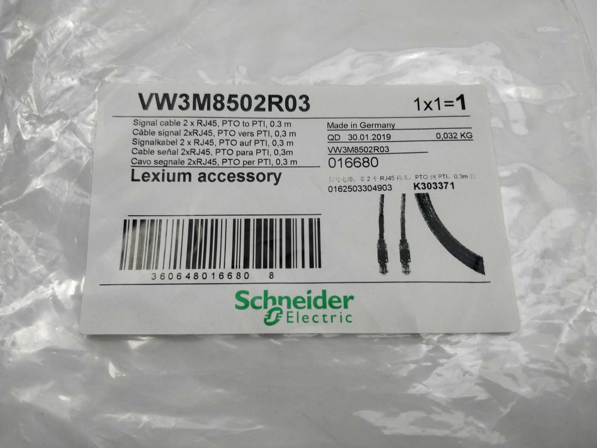 Schneider Electric VW3M8502R03 Signal Cable, RJ45-RJ45, PTO to PTI, 0.3m