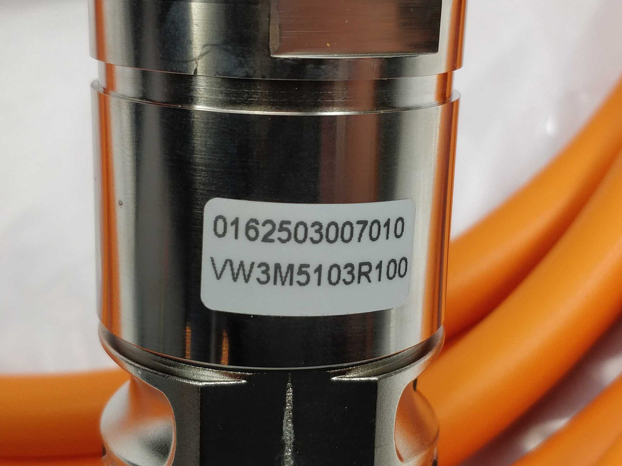 Schneider Electric VW3M5103R100 Motor Cable 10m, M40 - open, 4mm²