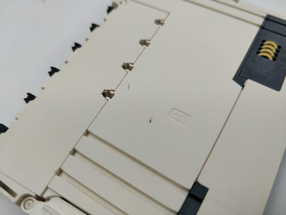 Schneider Electric TM5SAI2H Bus Base 24Vdc I/O Power Segment