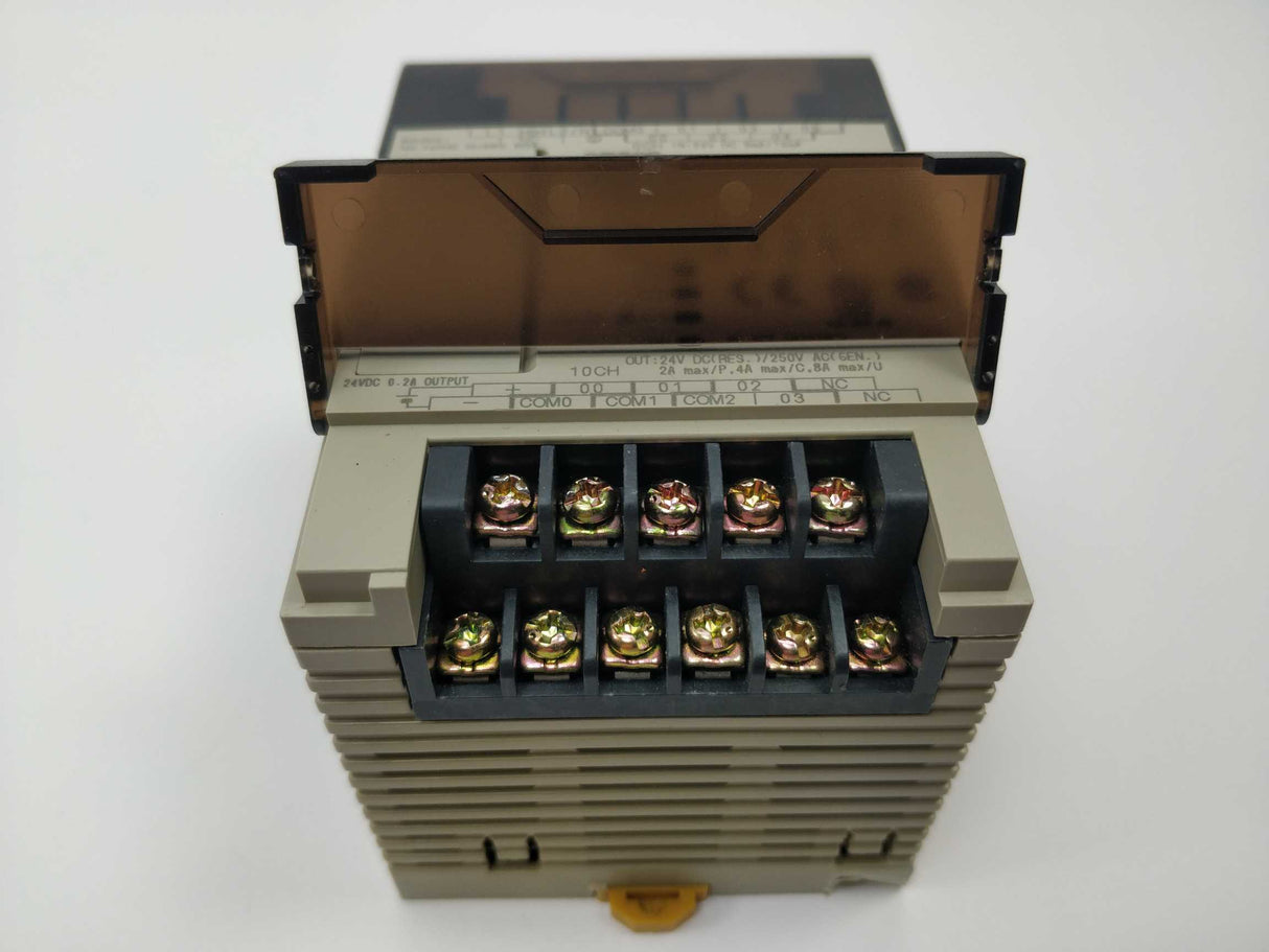 OMRON CPM1A-10CDR-A-V1 Programmable Controller