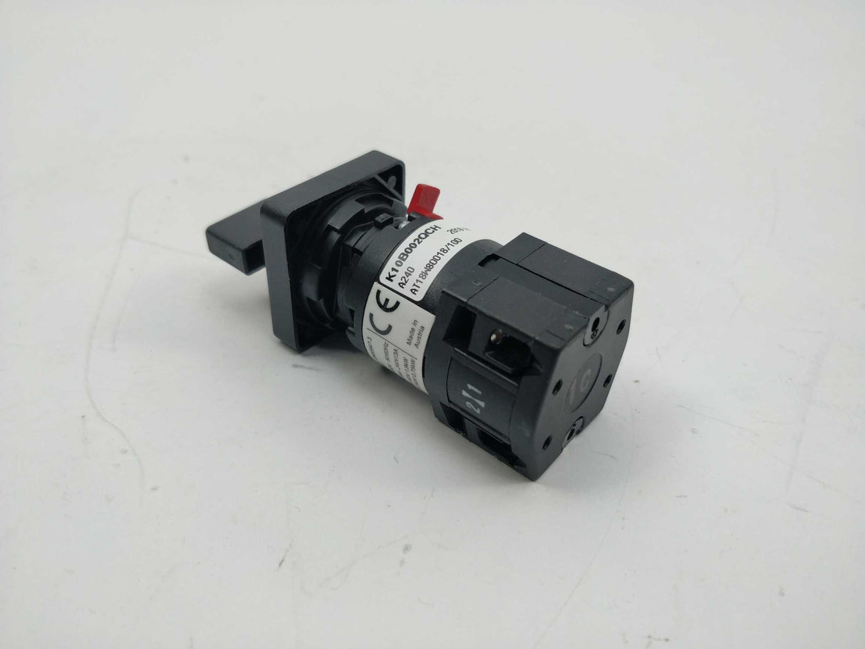 Schneider Electric K10B002QCH 3 Positions Stepping Switch