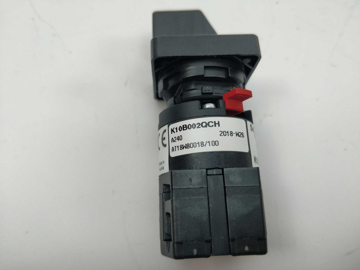 Schneider Electric K10B002QCH 3 Positions Stepping Switch