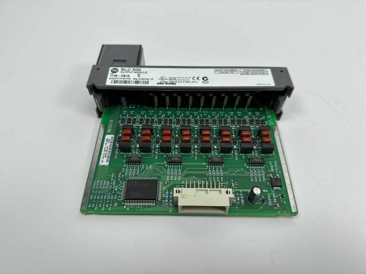 AB 1746-OB16 Ser. D SLC 500 Output Module
