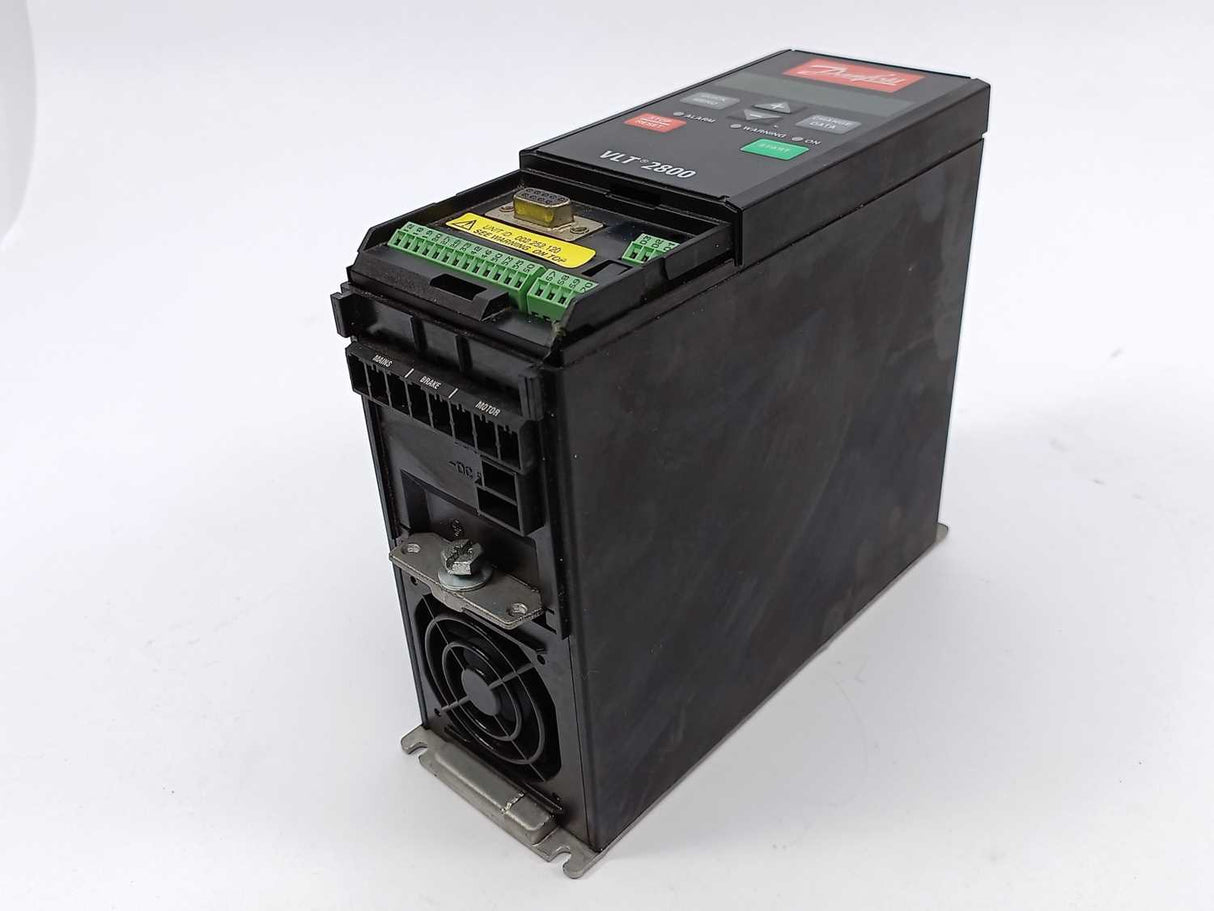 Danfoss VLT2811PT4B20STR1DBF00A00 VLT 2800 2.0kVA,195N1027