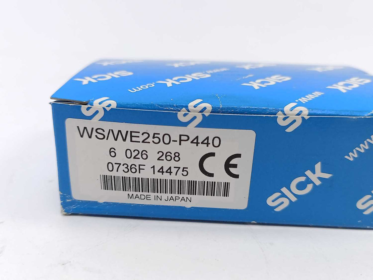 SICK 6026268 Compact Photoelectric Sensor, WS/WE250-P440