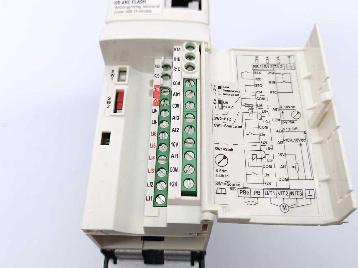 B&R 8I74T400110.010-1 ACOPOSinverter