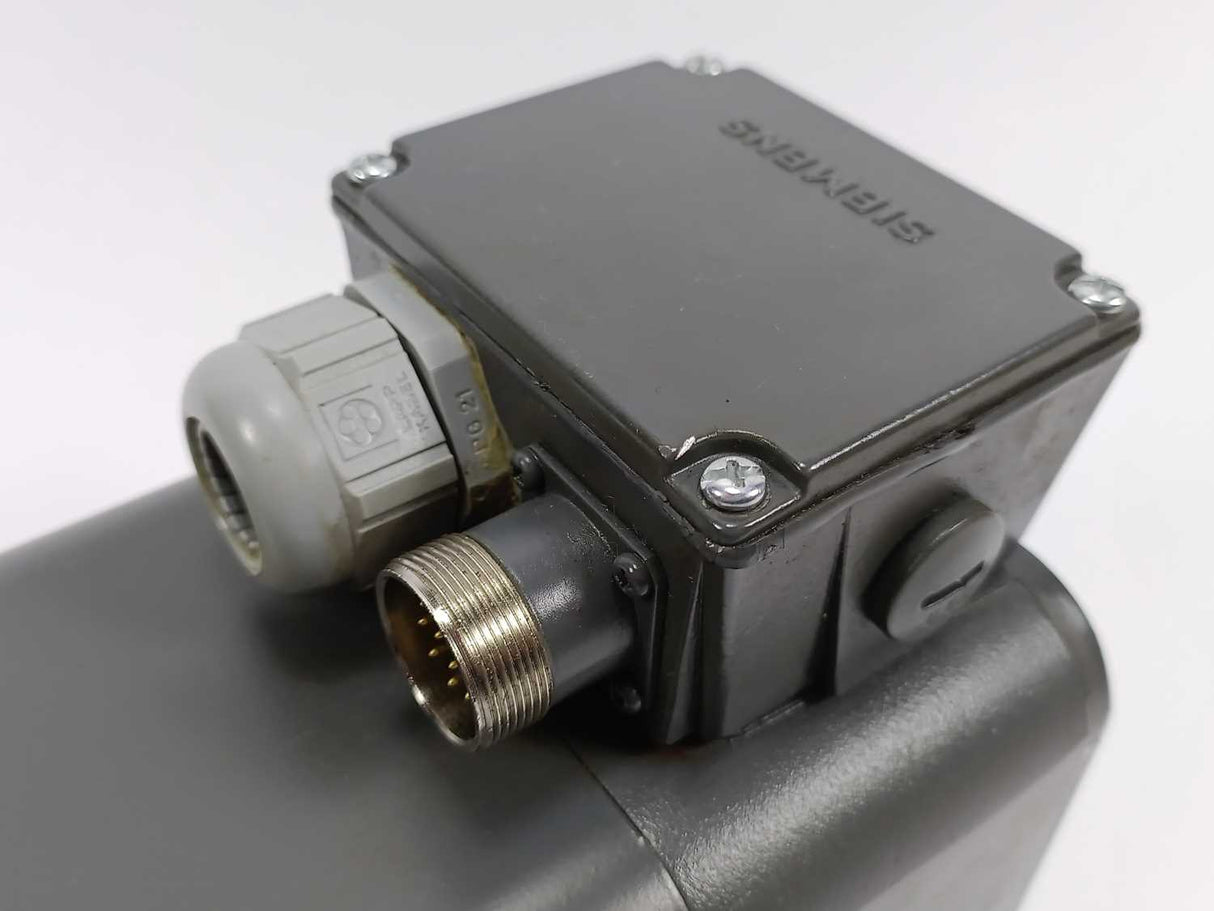 Siemens 1FT5062-0AG01-2 Permanent-Magnet-Motor