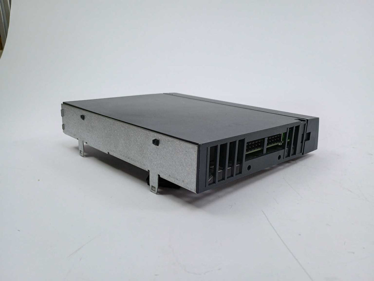 Danfoss 130B1234 MCO 305 Programmable Motion Controller w/ Enclosure