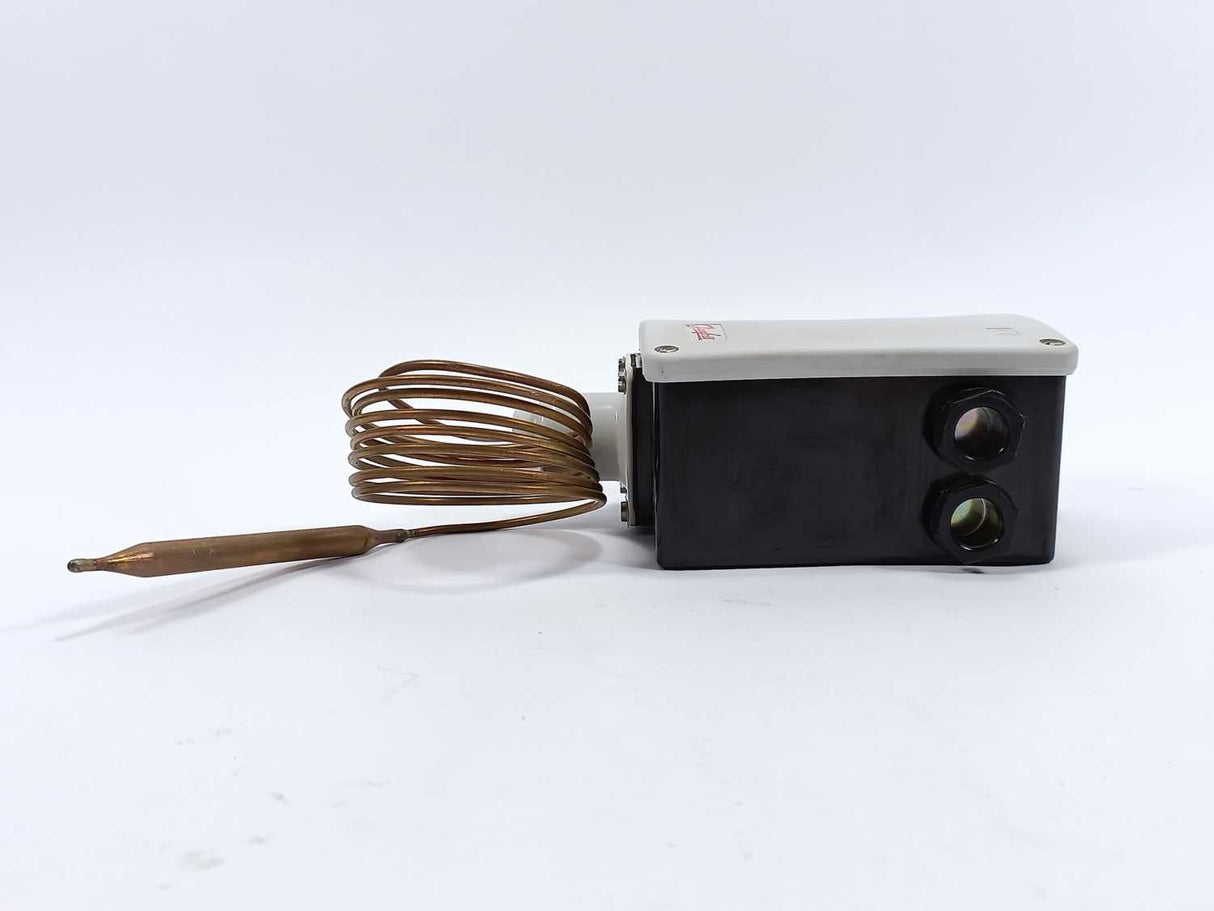 Danfoss 017-514066 RT107 Thermostat 2 meter