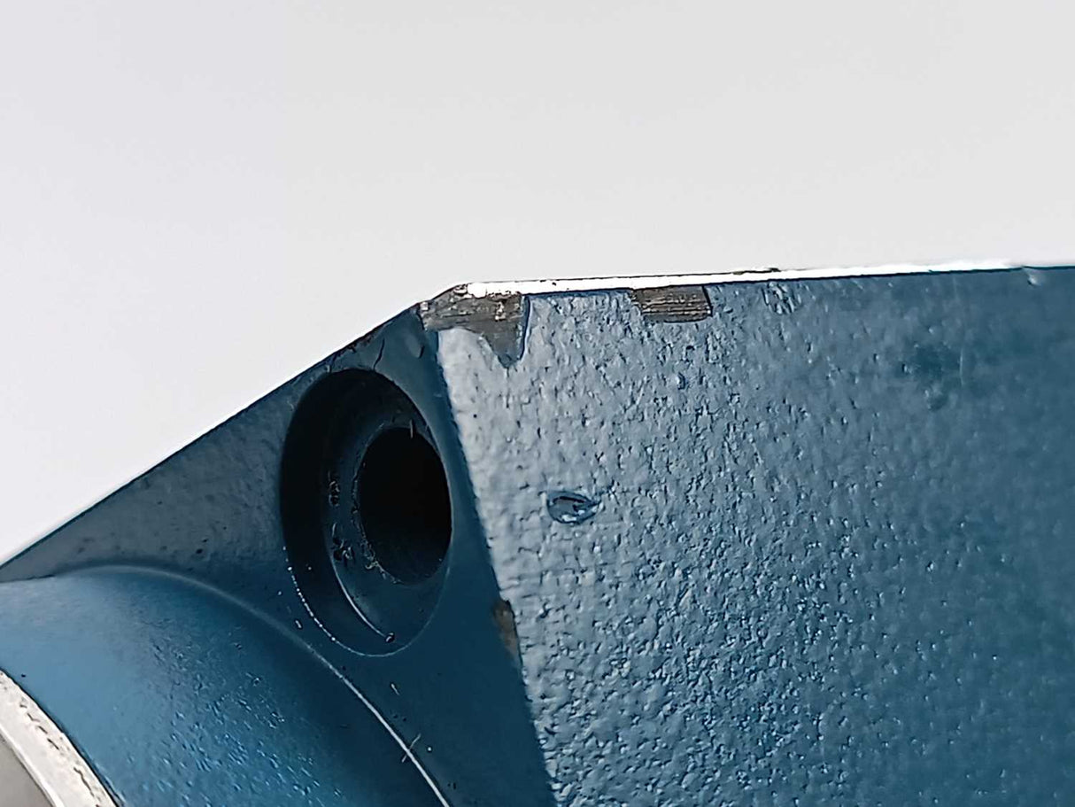 Rexroth 2 FRM 5-32/3 Q FLOW CONTROL VALVE 00005631