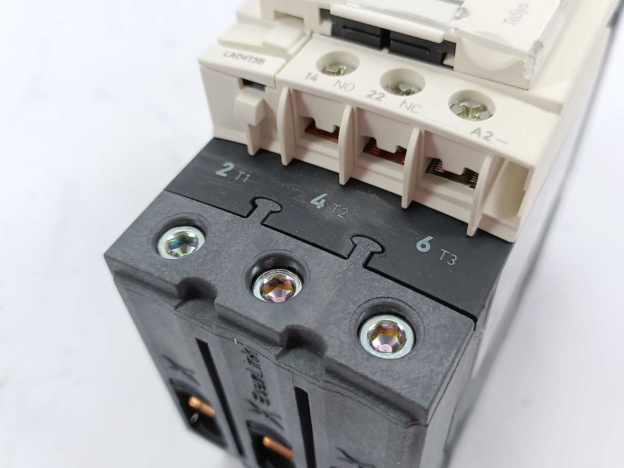 Schneider Electric LC1D40ABD Contactor