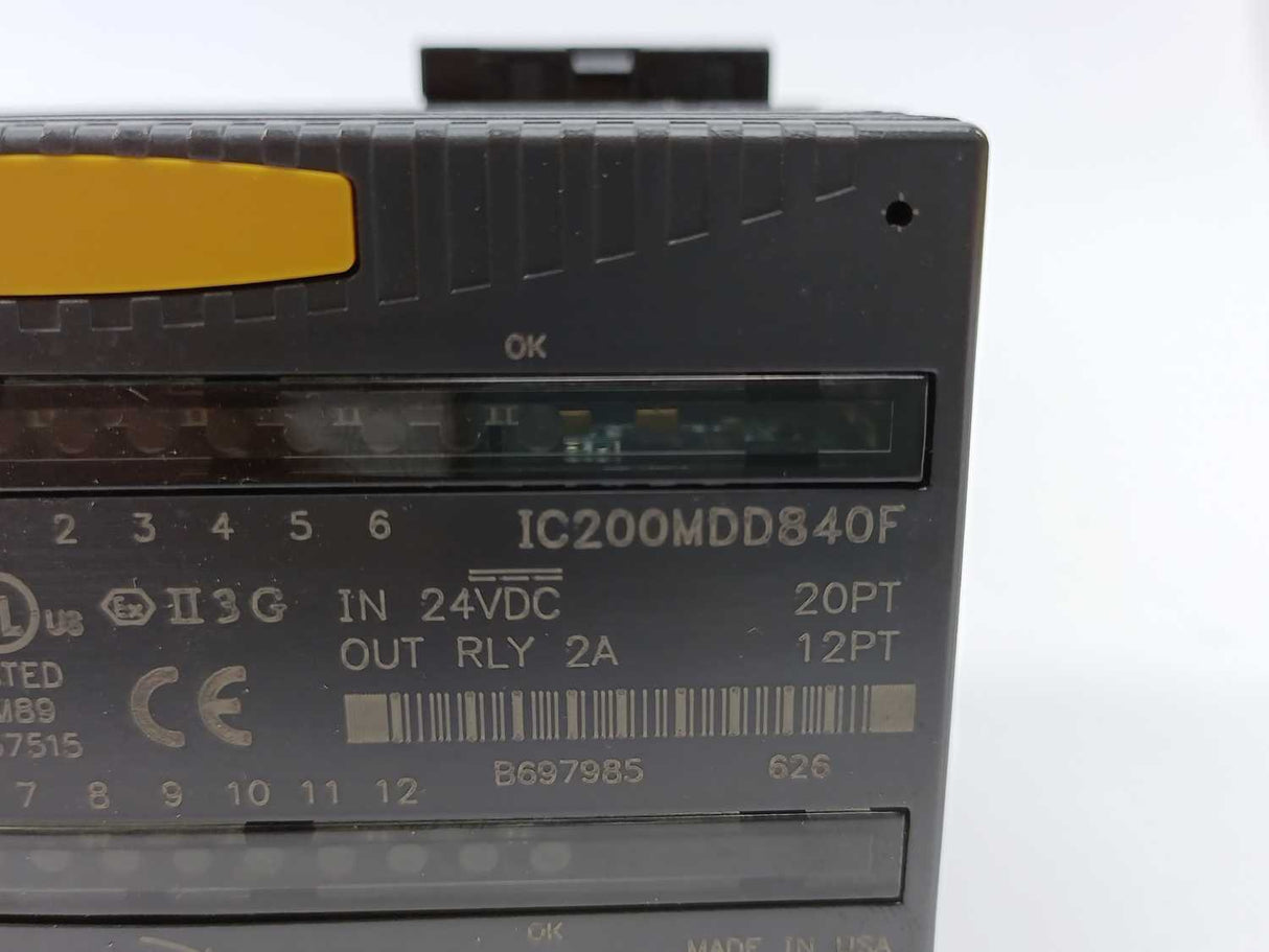 GE Fanuc IC200MDD840F Discrete Mixed Module w/ IC200CHS022G Compact I/O Carrier