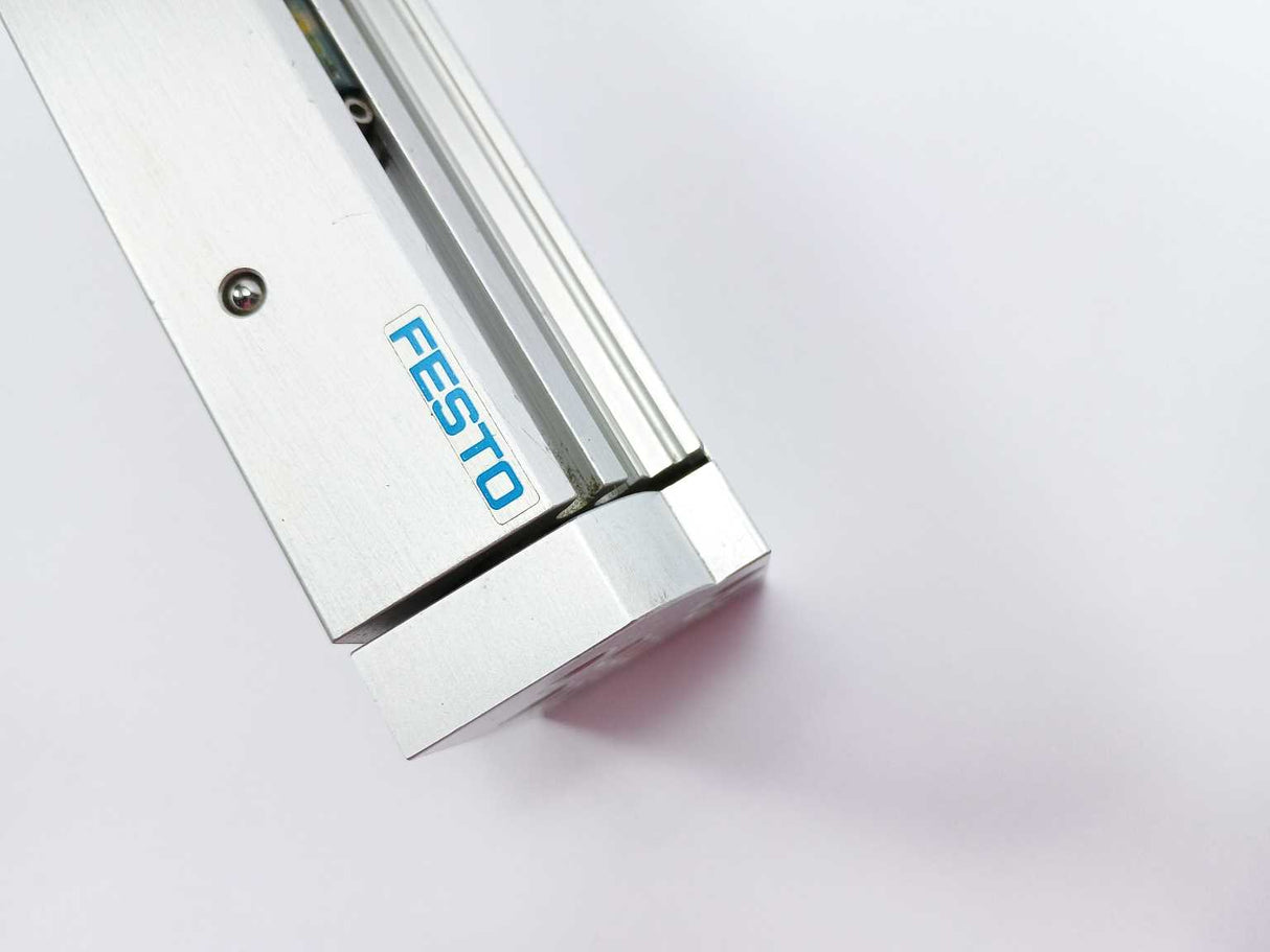 Festo 543964 DGSL-12-40-PA with 525914 SME-10F-DS-24V-K0,3L-M8D & 544391