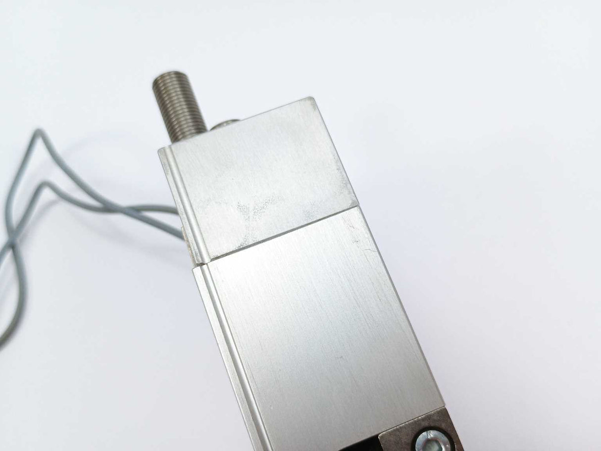 Festo 543964 DGSL-12-40-PA with 525914 SME-10F-DS-24V-K0,3L-M8D & 544391