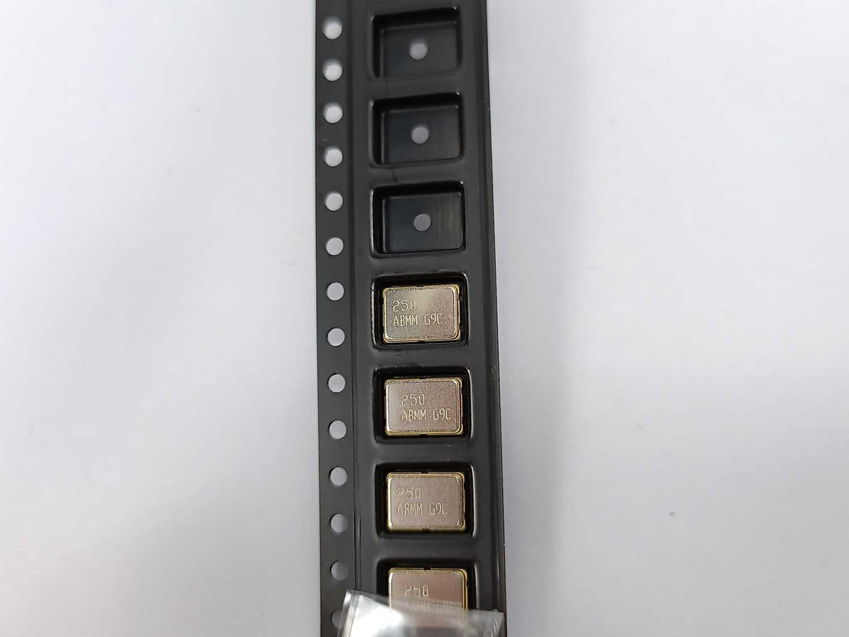 ABRACON ABMM-25.00MHZ-B2-T Crystal component MM025.000000MO1