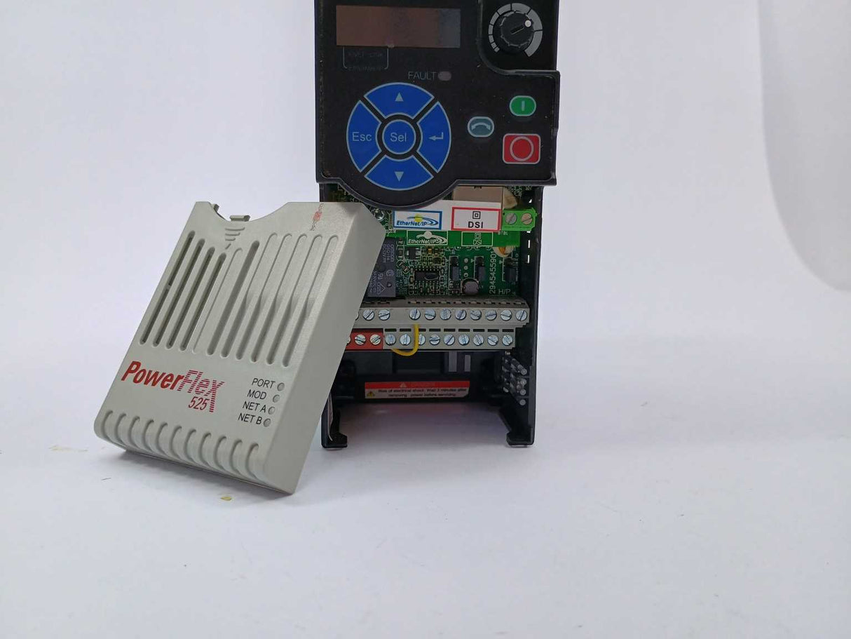 AB 25B-D2P3N114 SER. A PowerFlex Power: 0.75kW/1.0HP