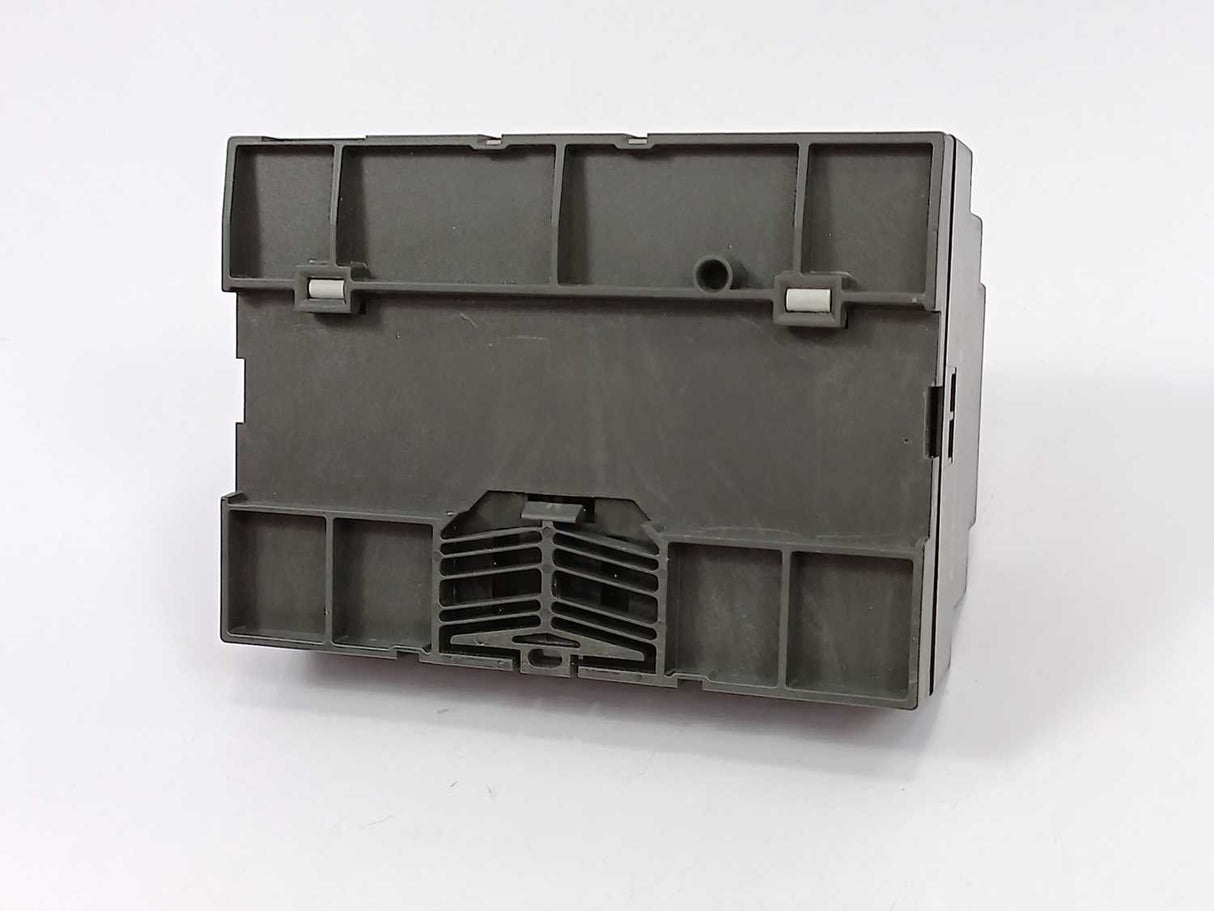 Siemens 6ED1053-1HB00-0BA2 Logic Mod., Displ PU/I/O