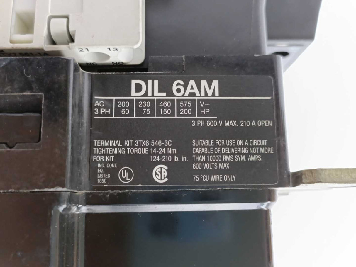 Klöckner Moeller DIL6AM Contactor w/ 230V 50Hz/240V 60Hz Coil