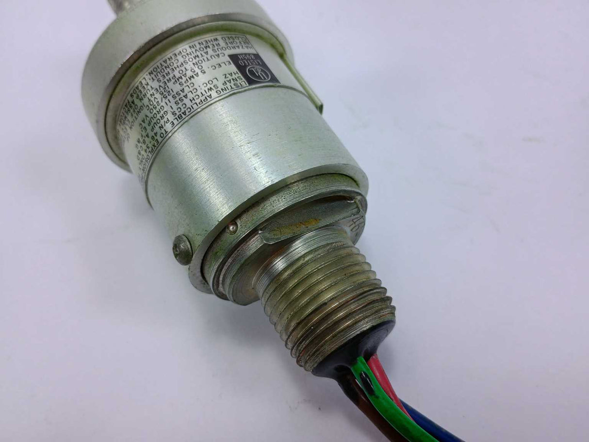 Custom Control Sensors 611GE8005 Pressure Switch