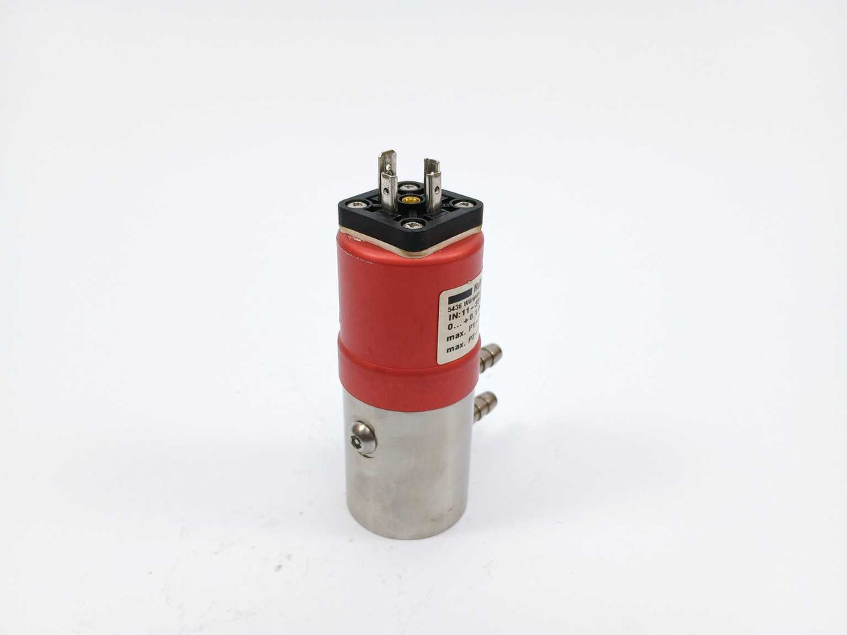 Huba Control 692.900017141 Pressure Transmitter IN: 11-33VDC 0-+0.1bar