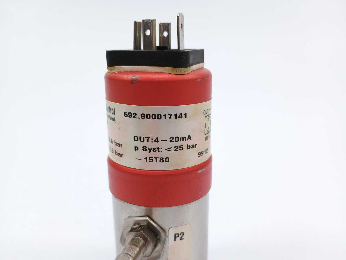 Huba Control 692.900017141 Pressure Transmitter IN: 11-33VDC 0-+0.1bar