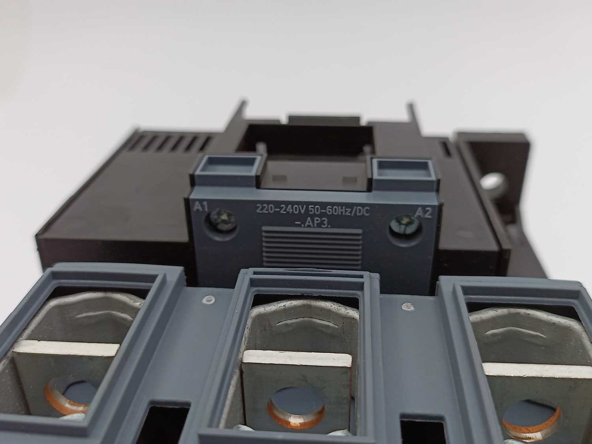 Siemens 3RT1054-1AP36 Power Contactor