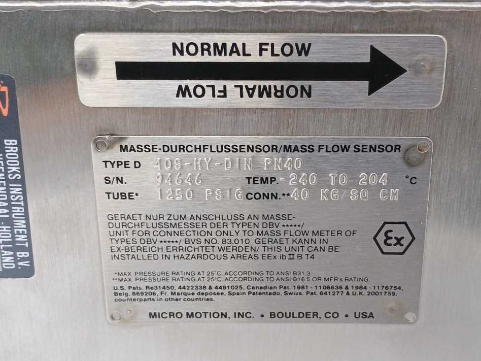 Micro Motion D40S-HY-DIN PN40 Flow Sensor w/ D220V-A Mass Flowmeter