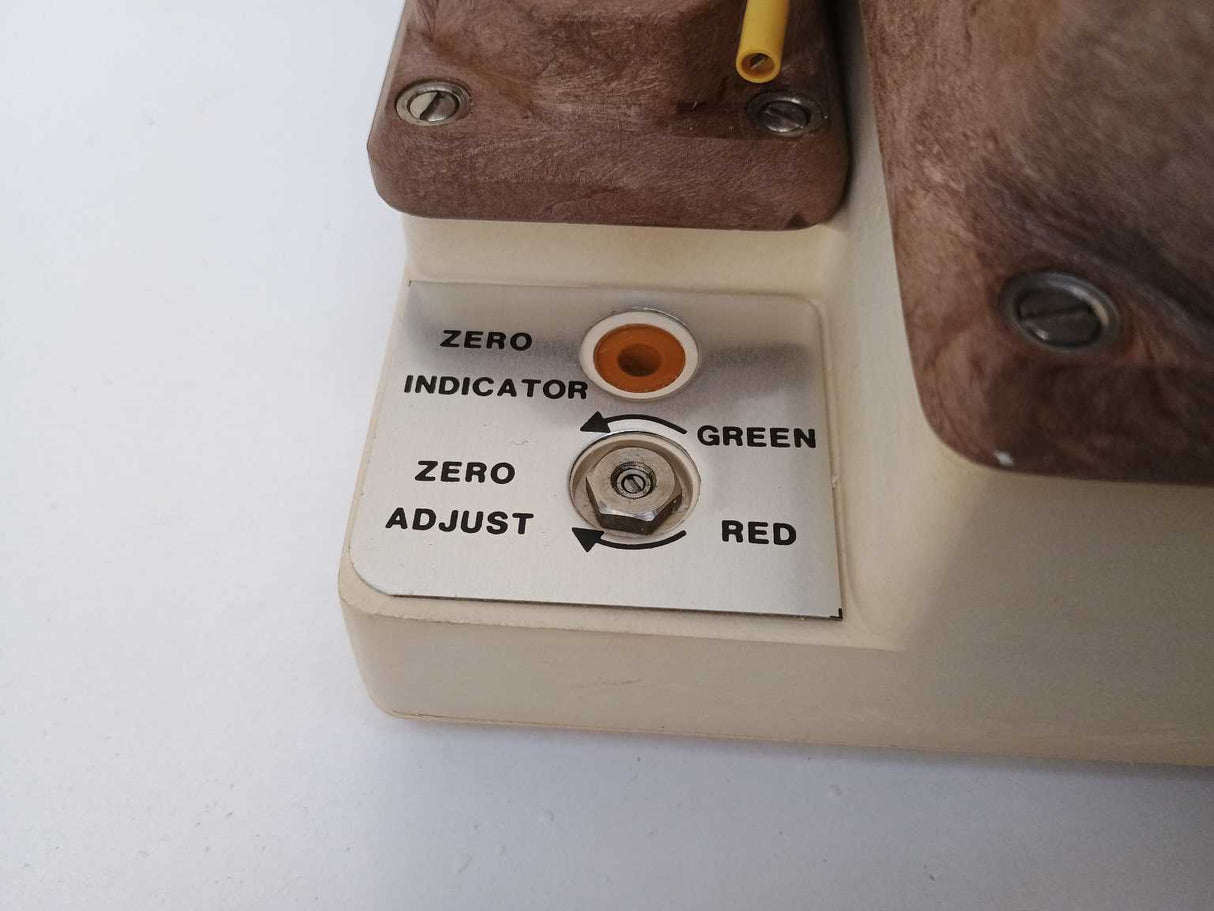 Micro Motion D40S-HY-DIN PN40 Flow Sensor w/ D220V-A Mass Flowmeter