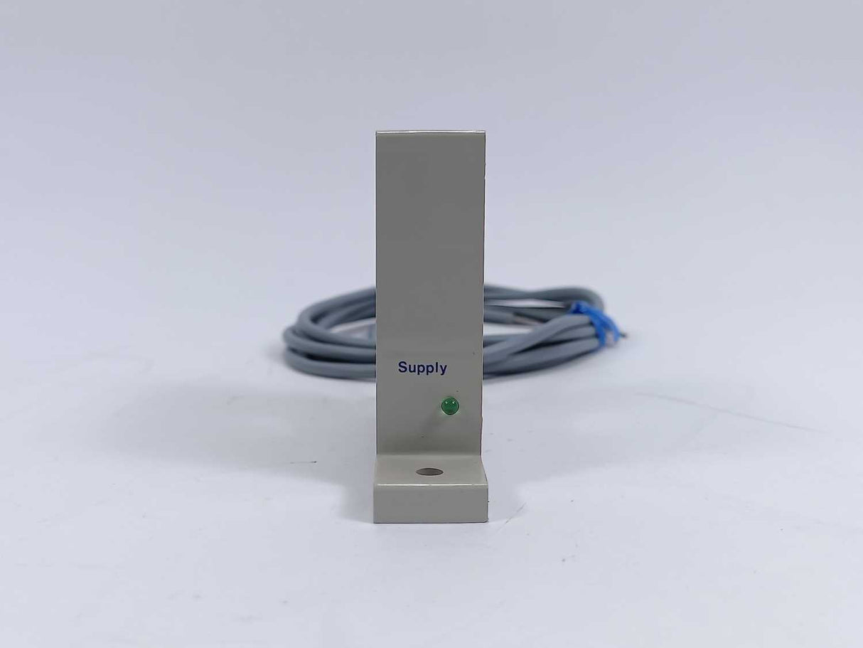 Carlo Gavazzi A82-20-100 Current Transformer