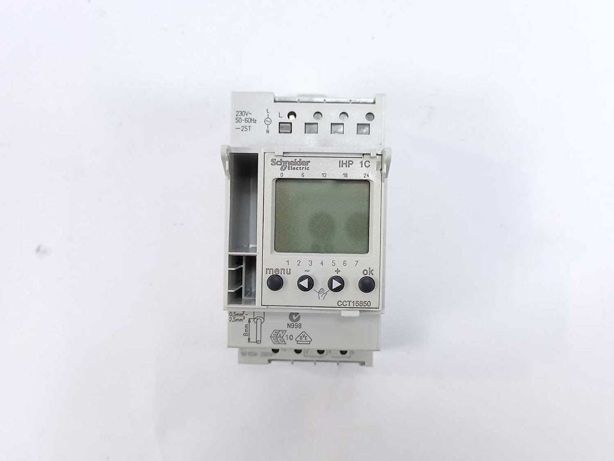 Schneider Electric CCT15850 digital time switch /Merlin Gerin